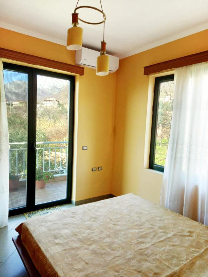 Family Beach Swimming Pool Villa Luanit Trajas Εξωτερικό φωτογραφία