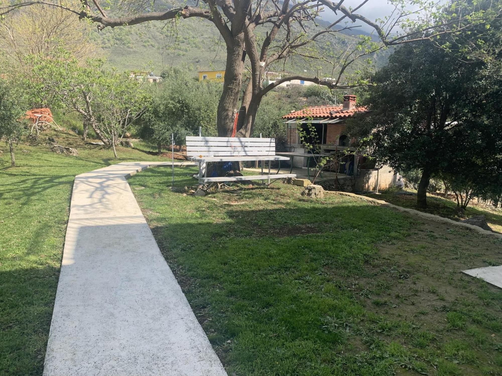 Family Beach Swimming Pool Villa Luanit Trajas Εξωτερικό φωτογραφία